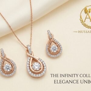 Elegant Golden Teardrop Jewelry Set with Matching Earrings