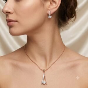 Elegant Golden Teardrop Jewelry Set with Matching Earrings