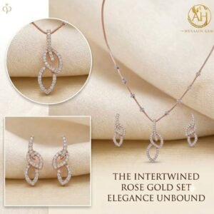 Elegant Golden Teardrop Jewelry Set with Matching Earrings